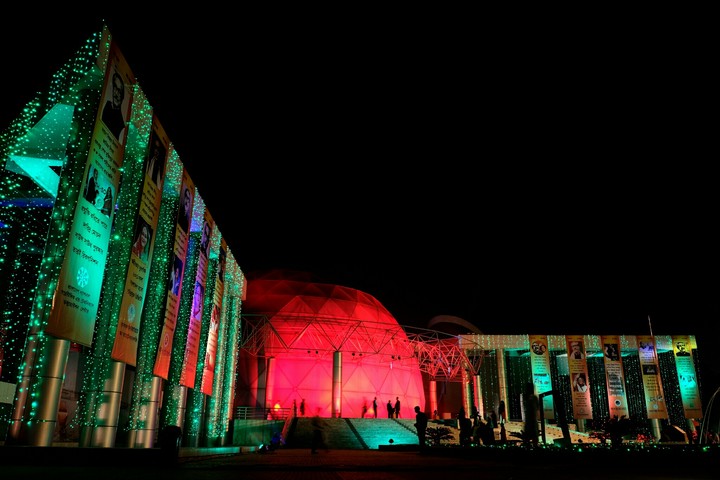 planetarium decorated with BD characteristics.