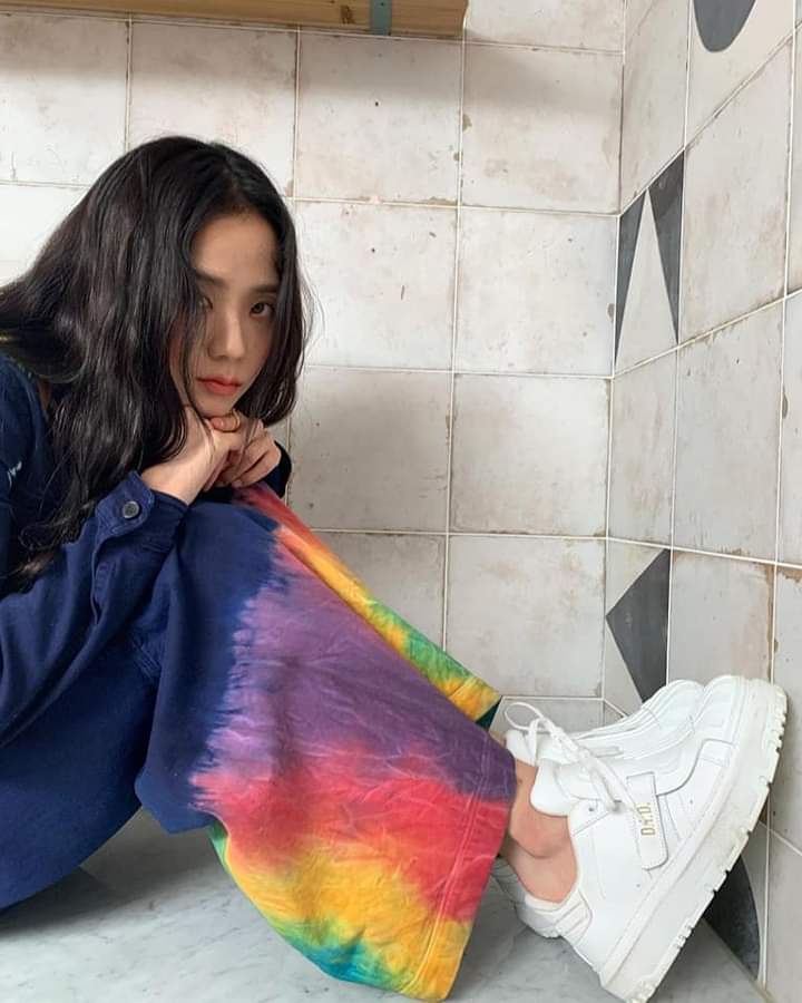 sooyaaa__ : BLACKPINK JISOO (18)