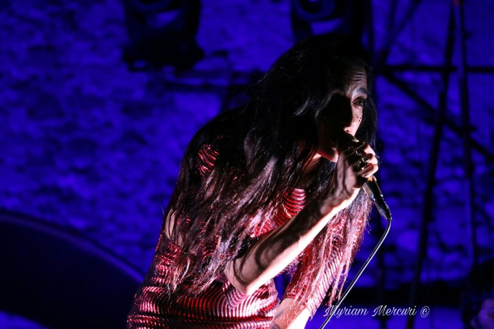 LEVANTE CANTA