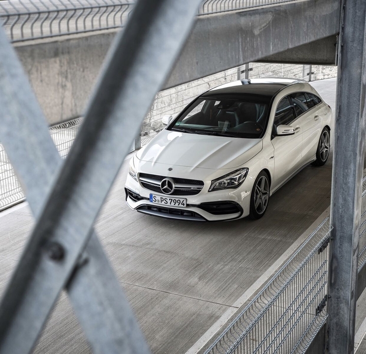Mercedes Benz