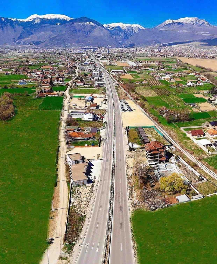 Road to Peja