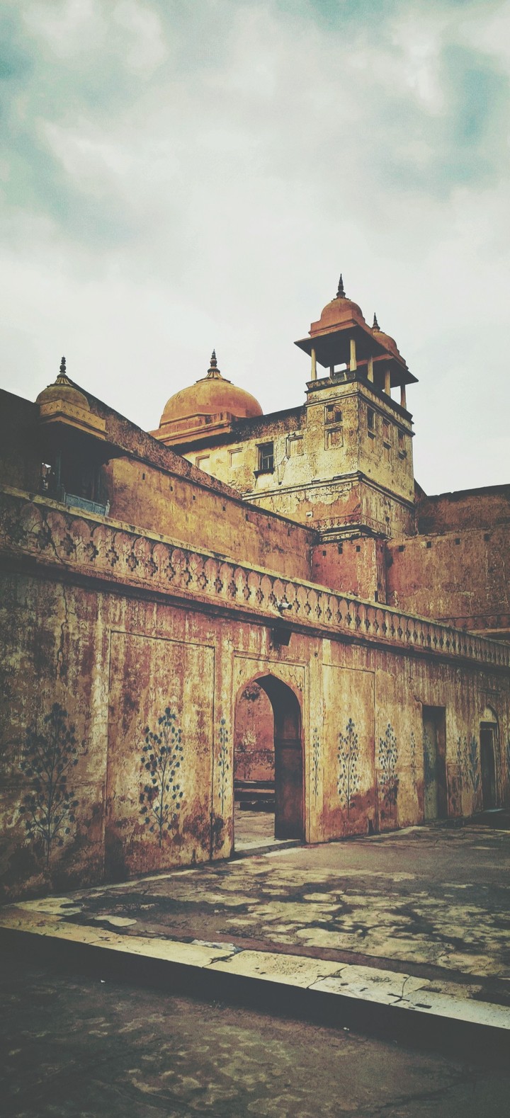 Rusty Walls