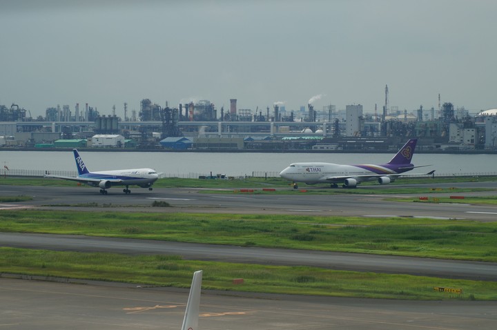 Scenery of the factories
1  @Tokyo Airport