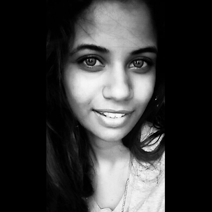 girl with pearl eyes