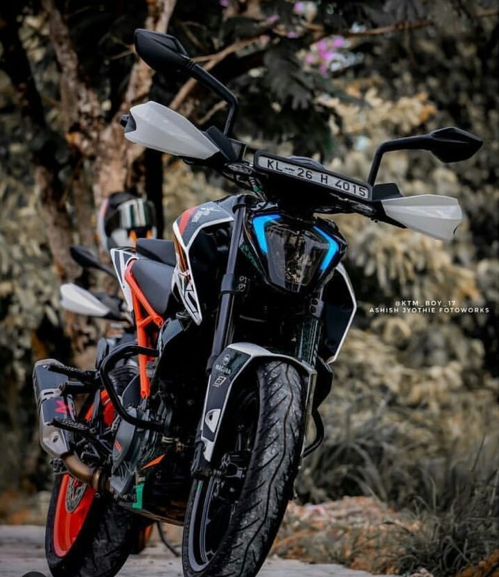 Duke w50