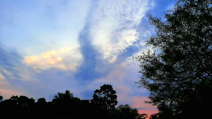 colour of sky