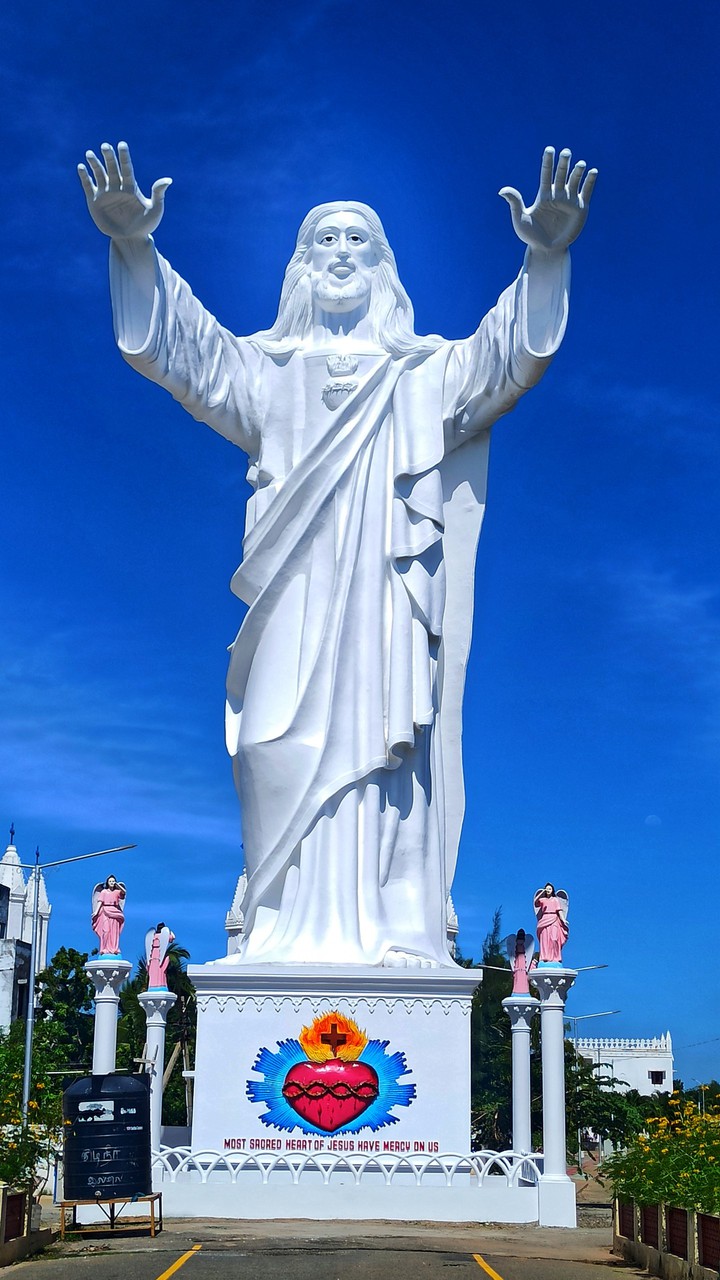 Jesus statue