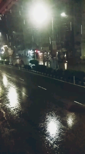 Raining in slow-motion..