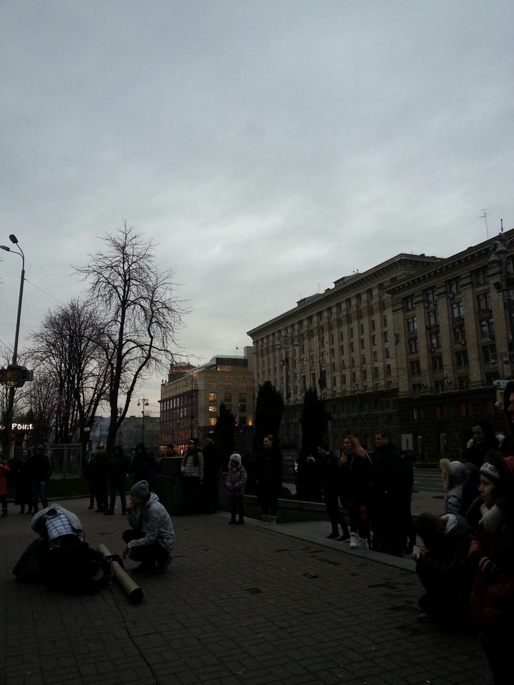 Вечерний Киев, Майдан Незалежності