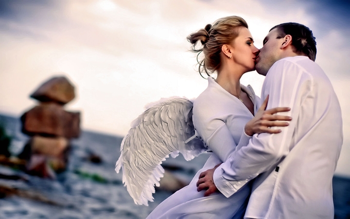 Angel kiss