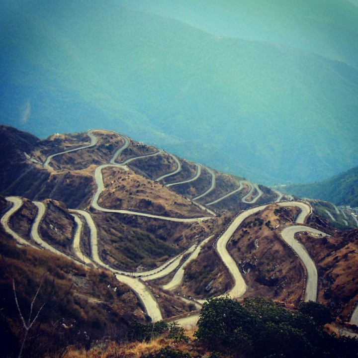 The zigzag silk route@zuluk,sikkim