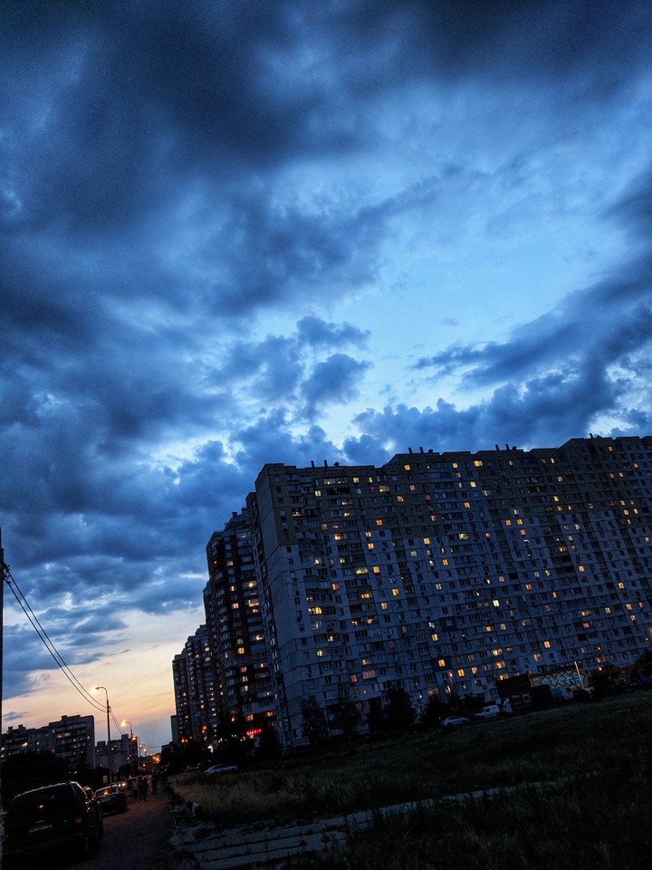 The sky in the city