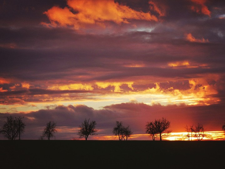 the Sun goes down