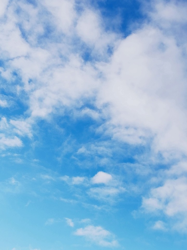 Blauer Himmel