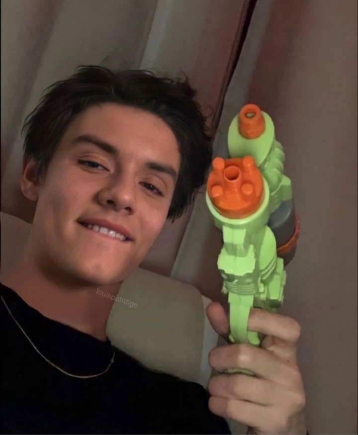 .