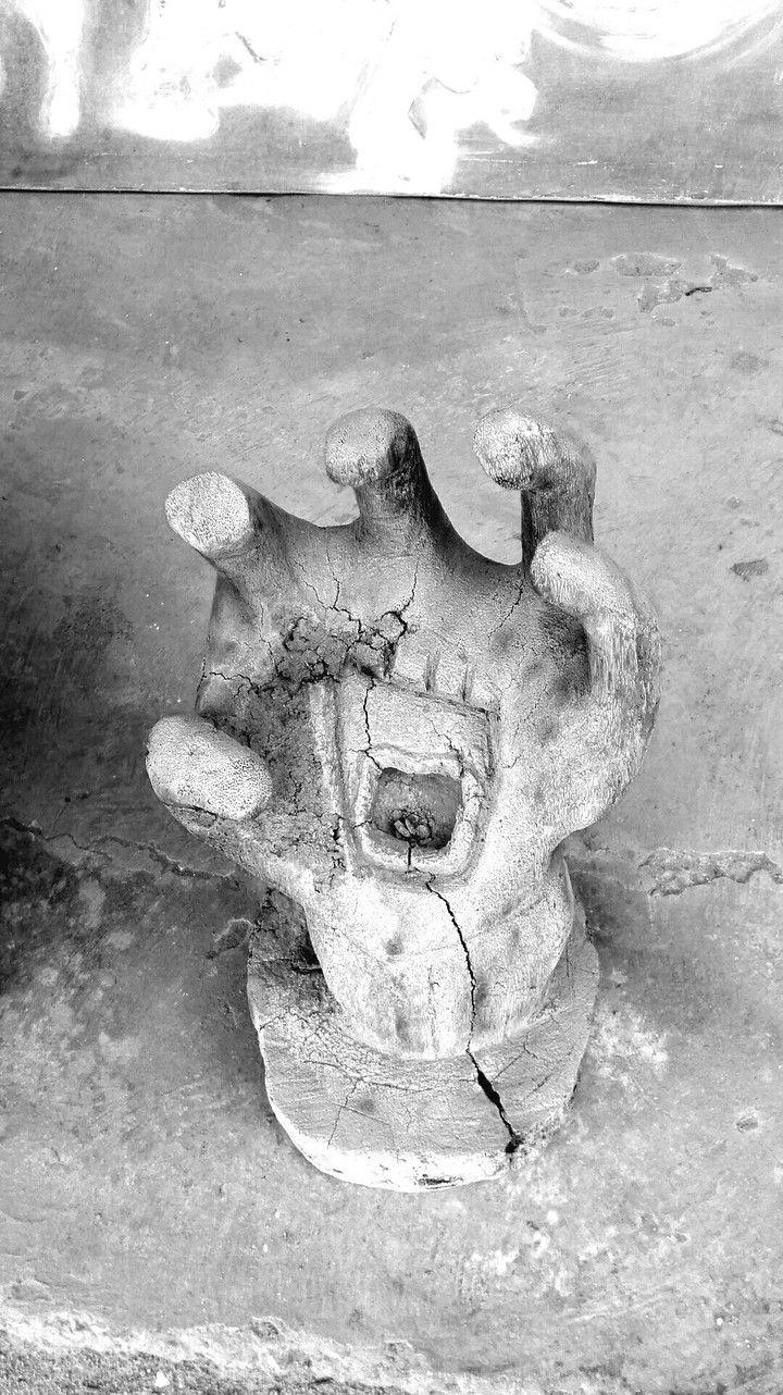Monster hand
