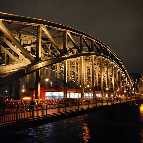 Moving train on the bridge !!