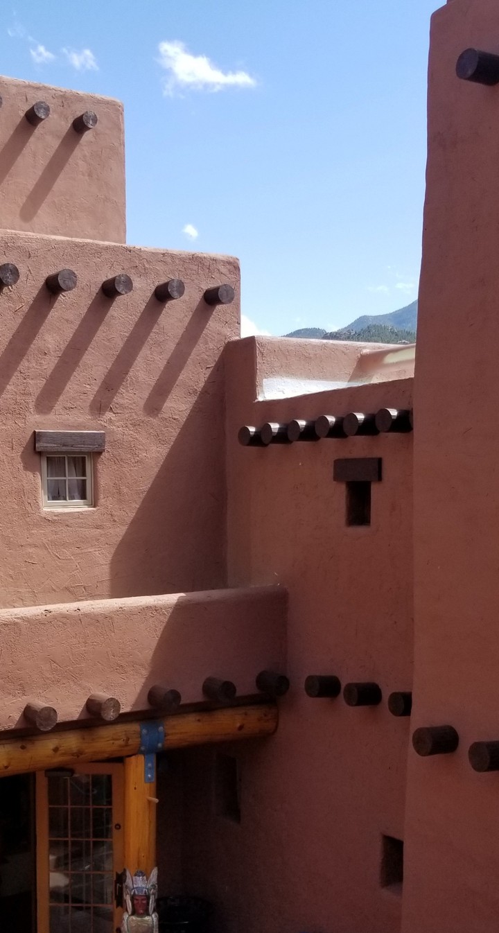 Pueblo