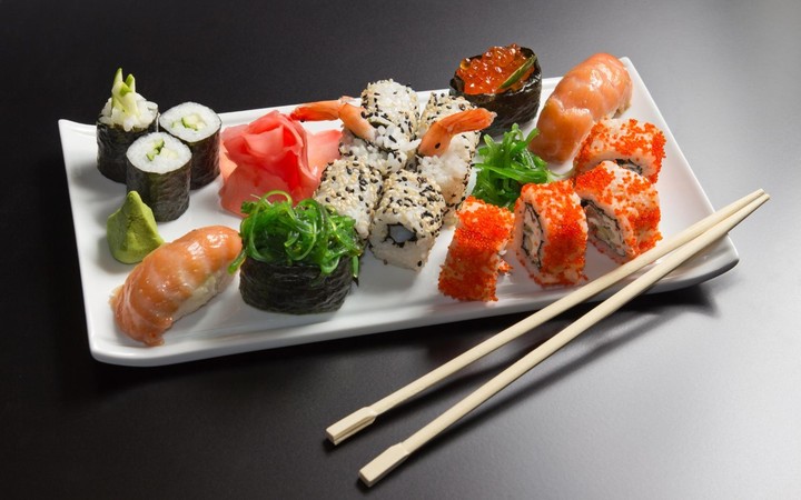 sushi food