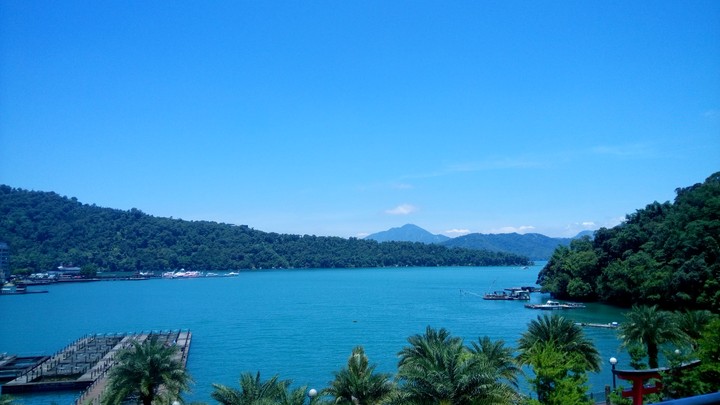 sun moon lake
