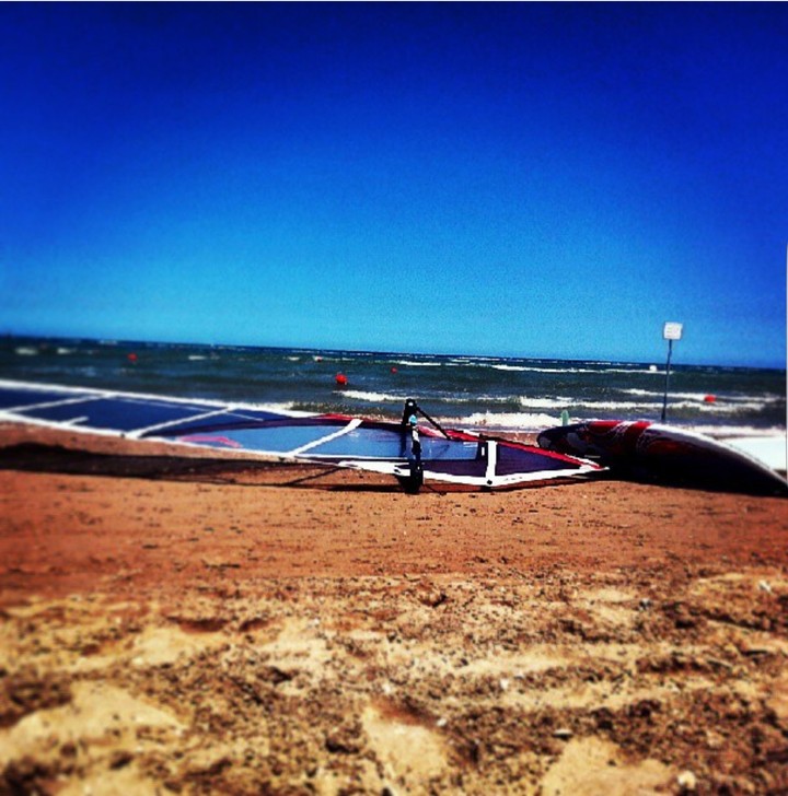 windsurf