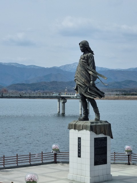 hình nền tree, Statue