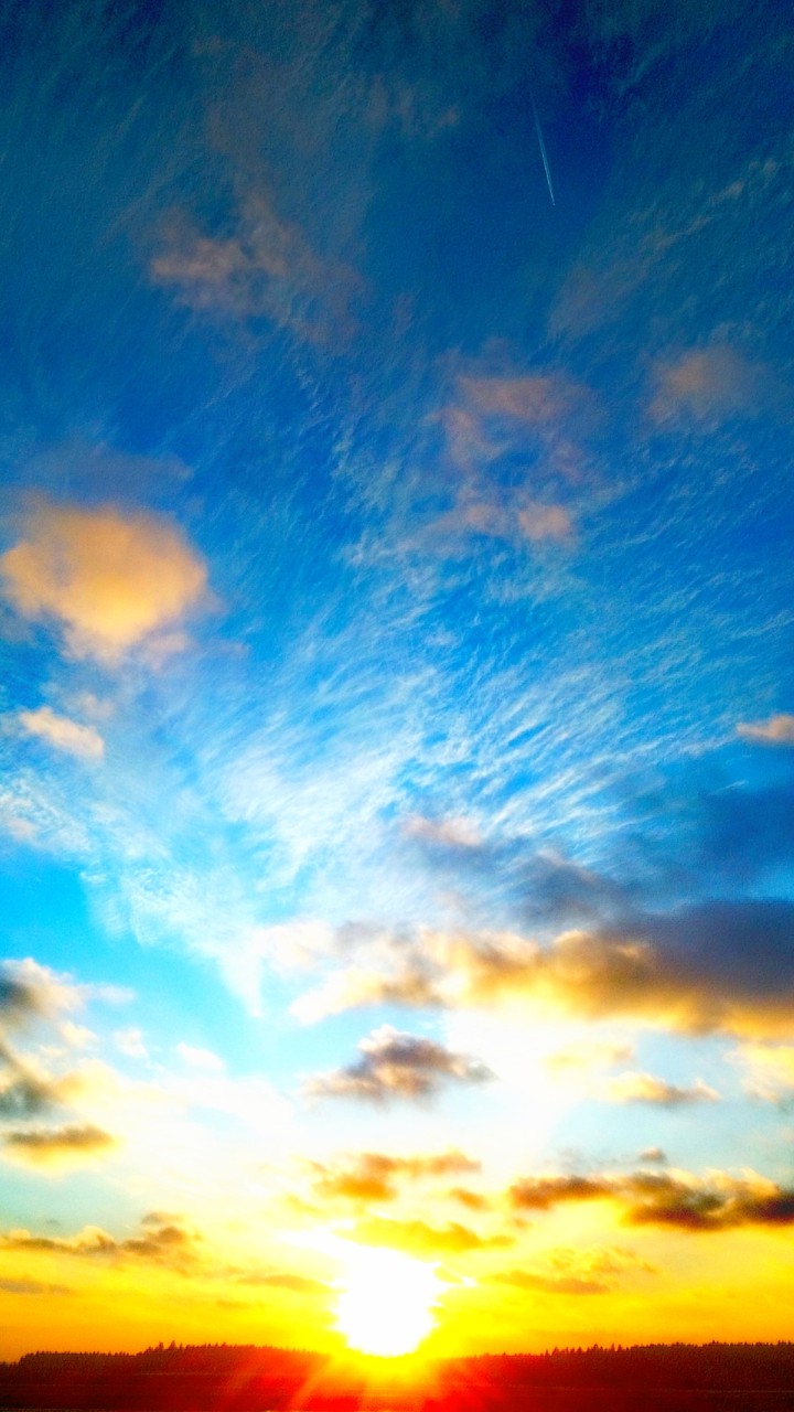 Sun in airport