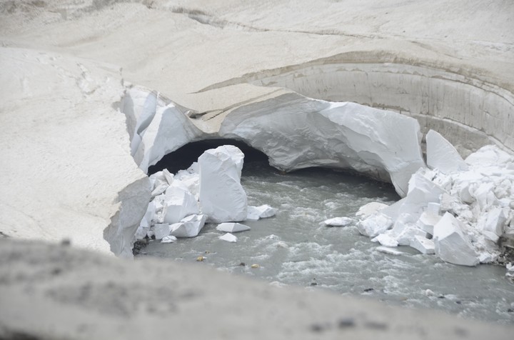 glacier kashmir