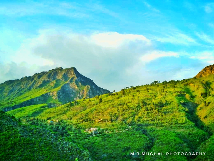 beautiful mountains of kashmir