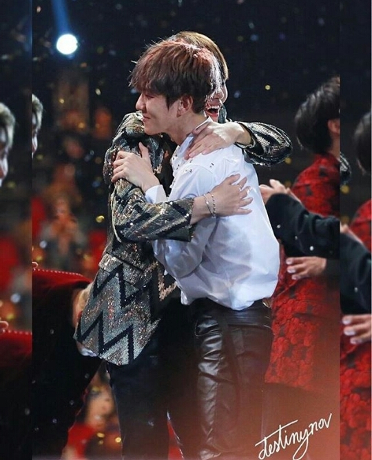 Taehyung and Baekhyun