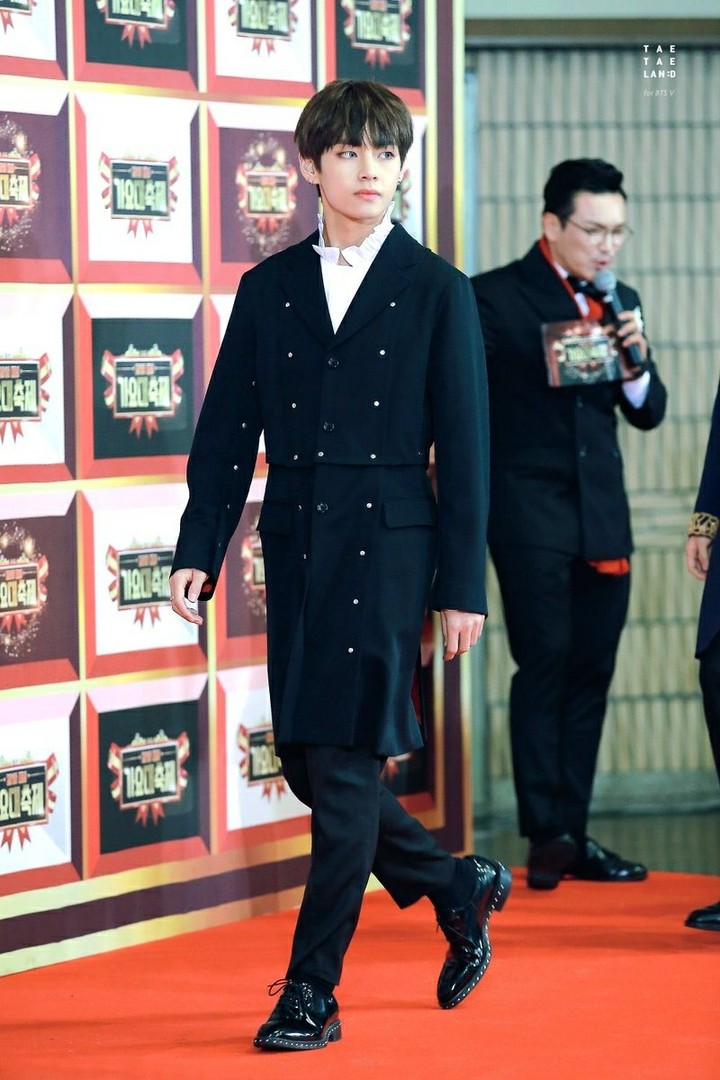 Kim Taehyung/V