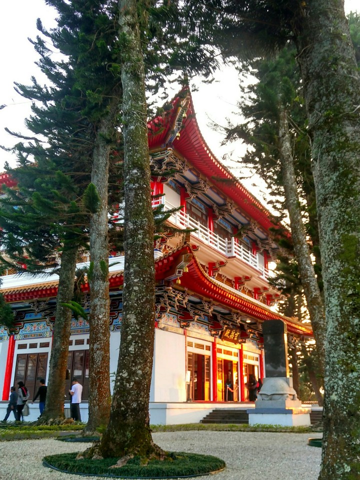 Ri Yue Tan Xuan Zang Si