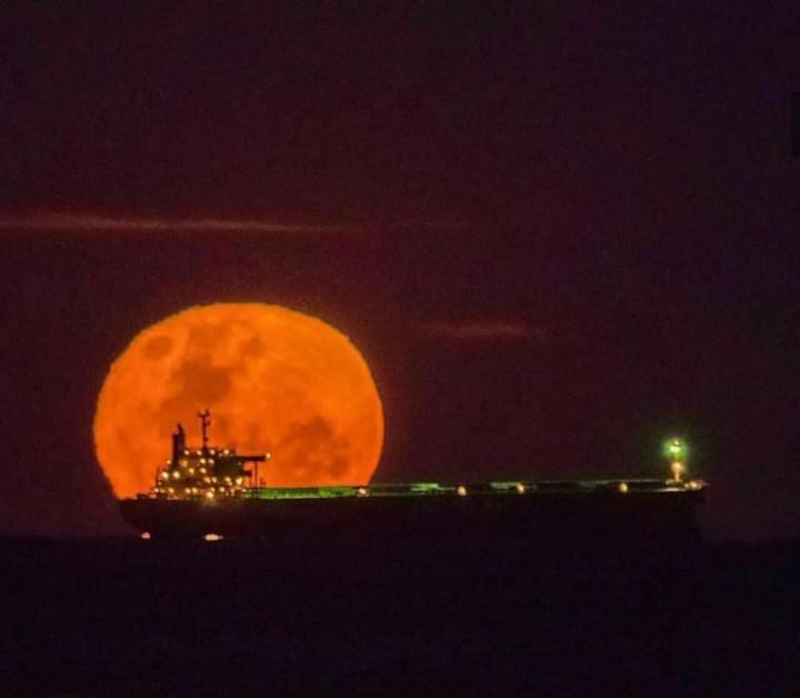 #sailing#ship#moon#eclipse