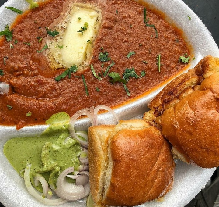 Pav Bhaji - Indian Snacks - yummy yummy
