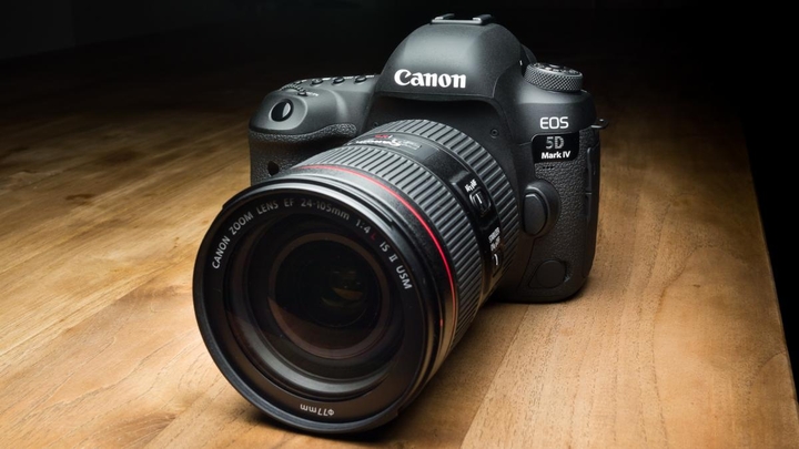 Canon EOS 5D Mark IV