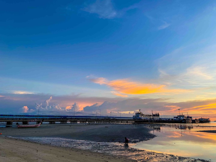 sunset on thailand beaches