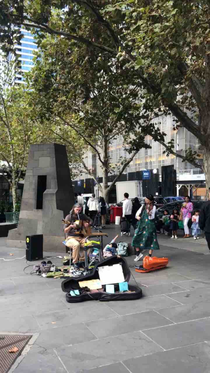 VicMarket- live music