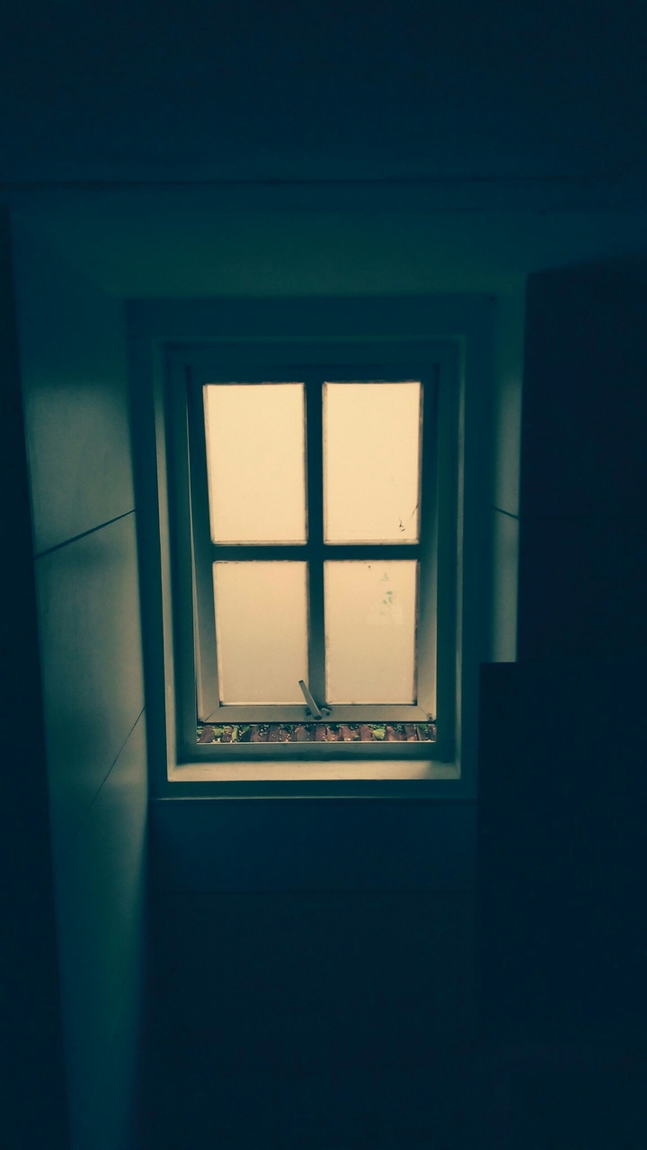 escape.
