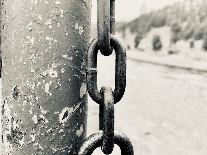 Chained pole