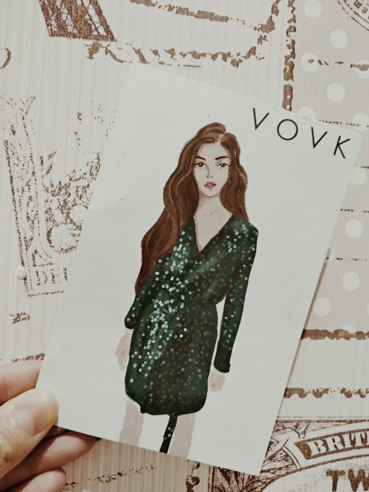 a green dress