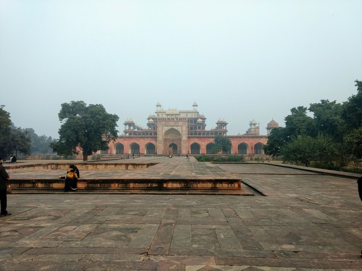 tomb of Akbar