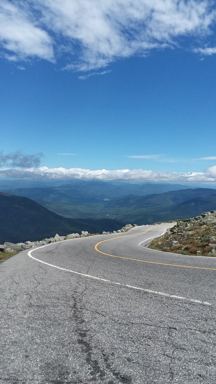 Road of Mt. Washington