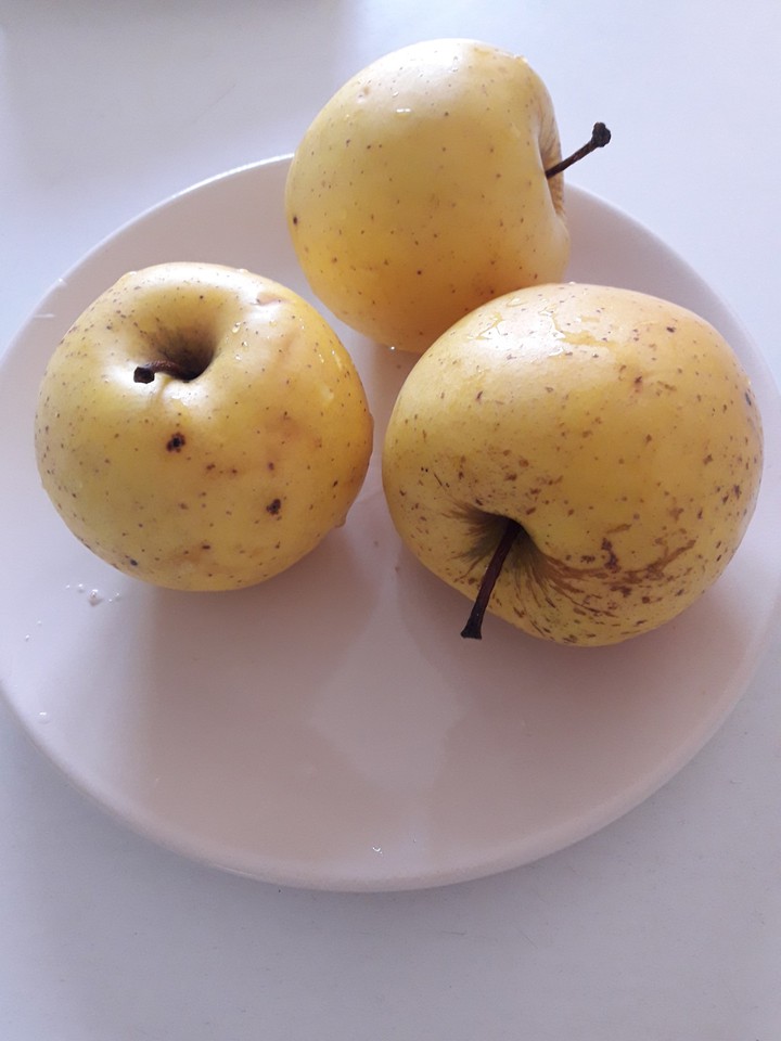 apples