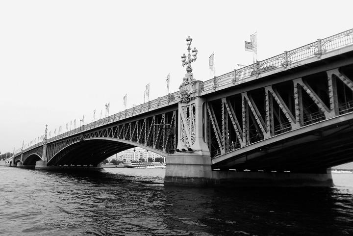 мост в Санкт-Петербурге