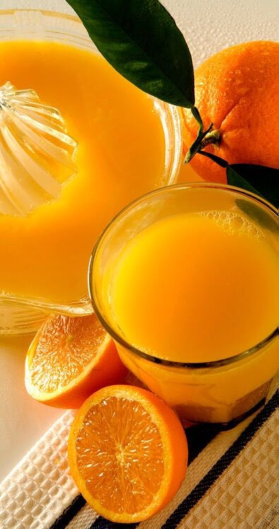 Fresh orange juice