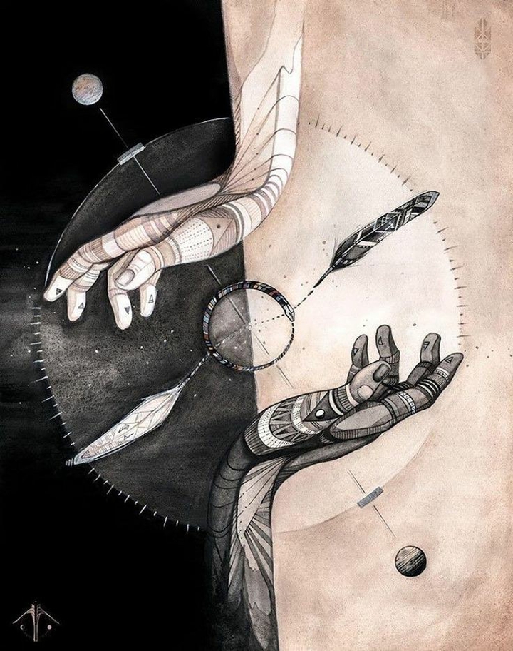،