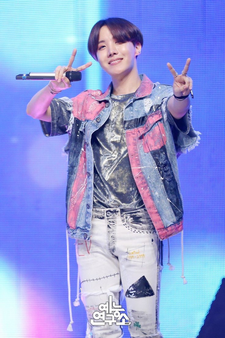 Jhope Love you Baby ❣️❣️❤️❤️