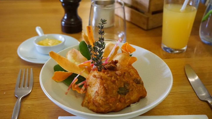 Fresh cod meat dish