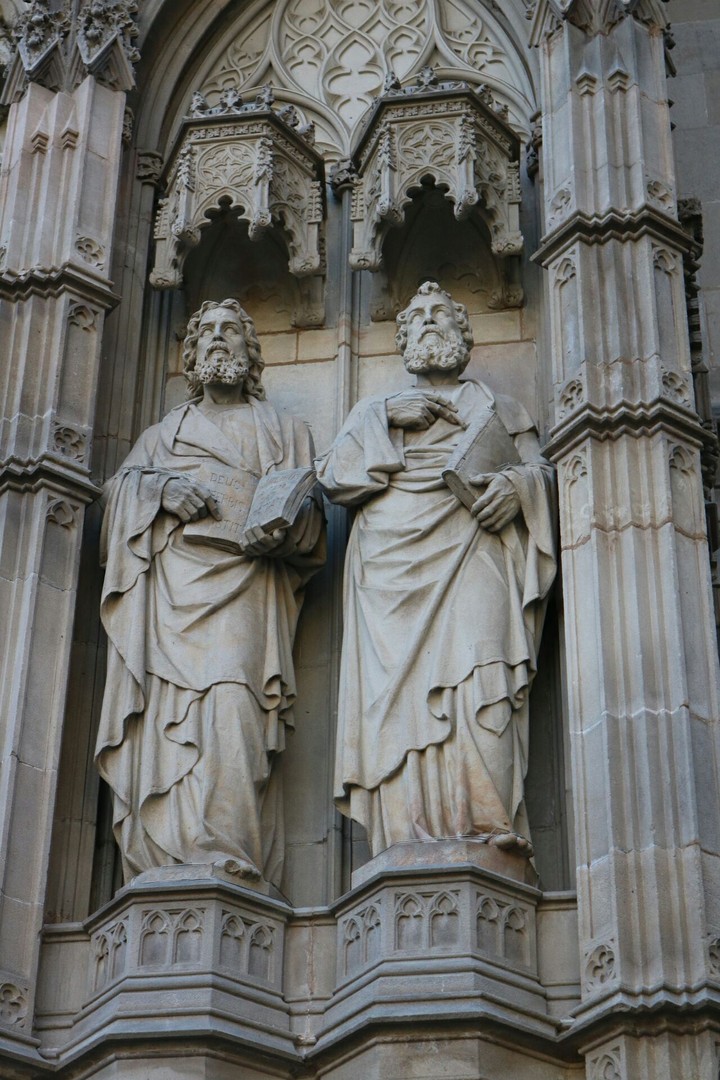 Cathedral Barcelona || Details.