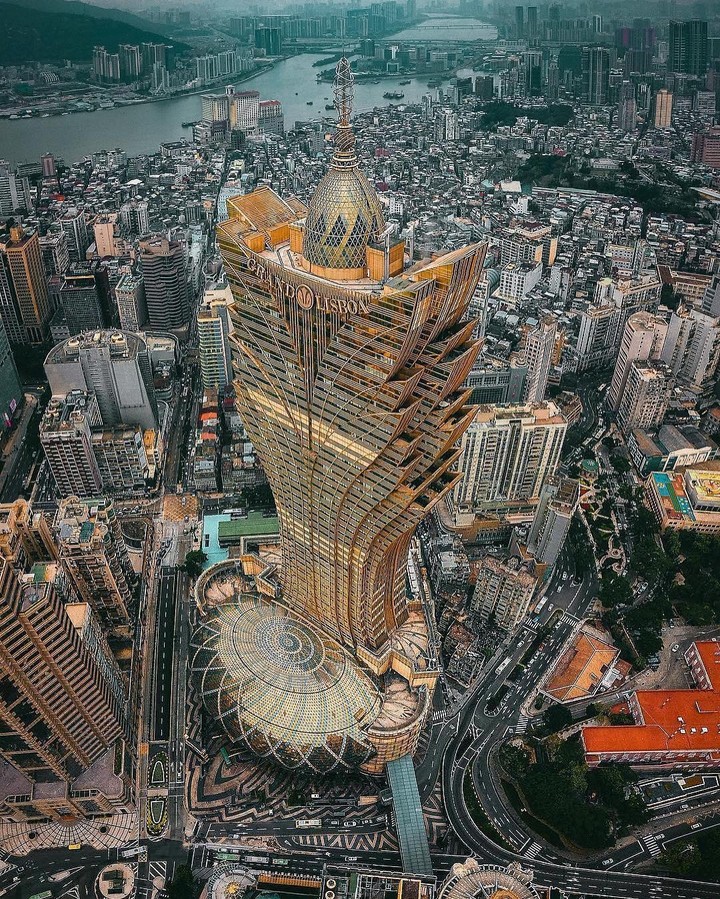 Skyscraper